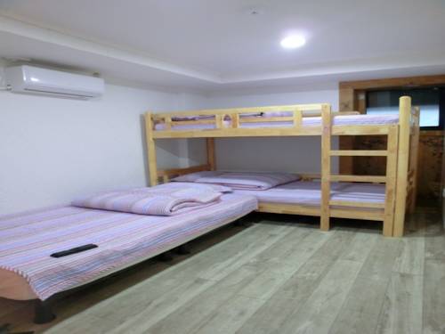 J Guesthouse Сеул Екстер'єр фото