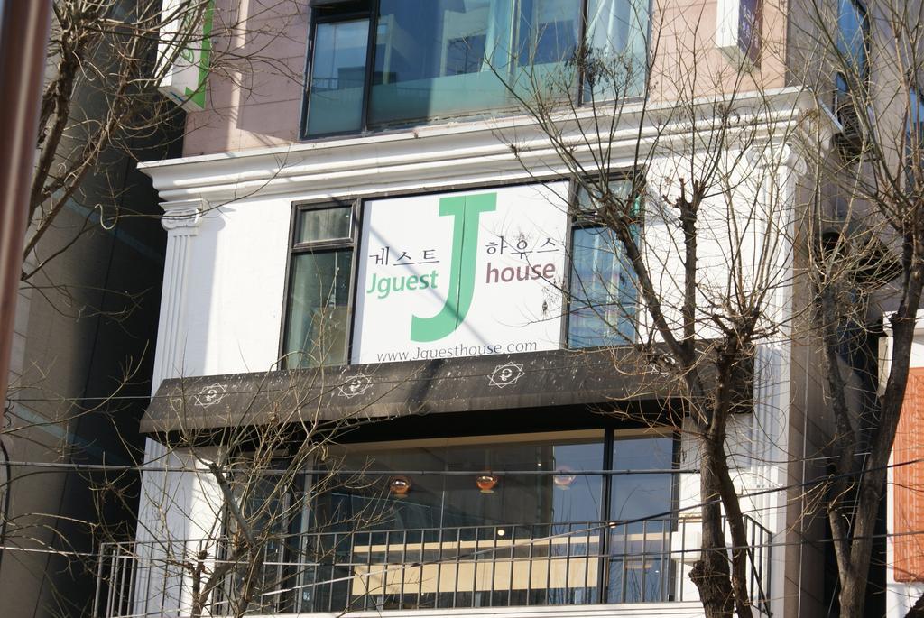 J Guesthouse Сеул Екстер'єр фото